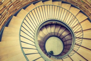 escadas-hipnose-redemoinho-interior-abstrato_1203-4484